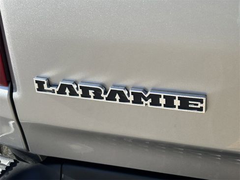 Used 2025 RAM 1500 Laramie w/ Laramie Southwest Edition image 13