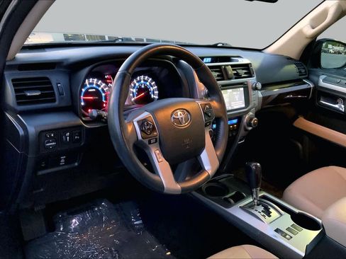 Used 2014 Toyota 4Runner Limited RWD image 17