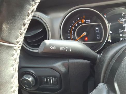 Certified 2021 Jeep Gladiator Sport image 22