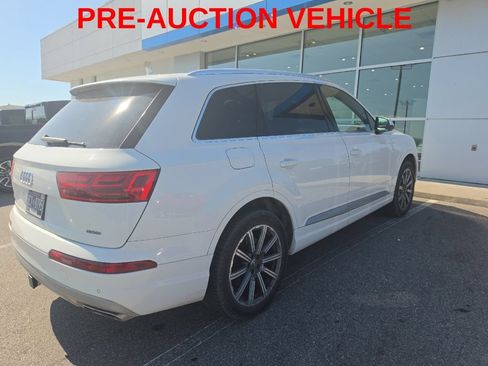 Used 2017 Audi Q7 2.0T Premium Plus w/ Premium Plus Package AWD/4WD image 3