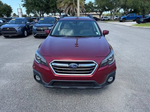 Used 2018 Subaru Outback 3.6R Limited AWD/4WD image 12