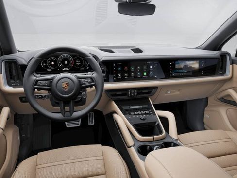 Certified 2024 Porsche Cayenne S image 6