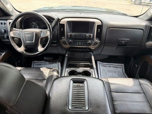 Used 2019 GMC Sierra 2500 Denali AWD/4WD image 25