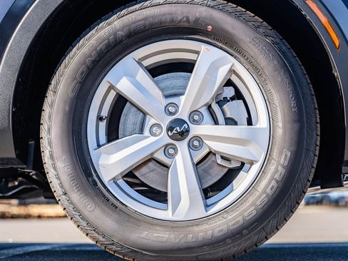 New 2026 Kia Sorento LX FWD image 5