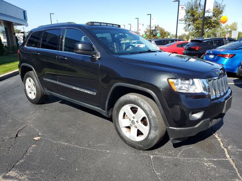 Used 2013 Jeep Grand Cherokee Laredo image 4