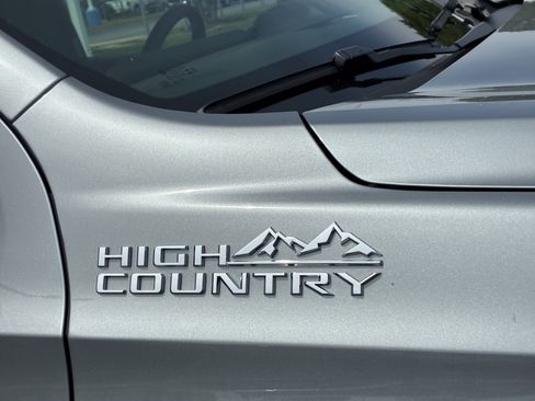 New 2026 Chevrolet Tahoe High Country AWD/4WD image 8
