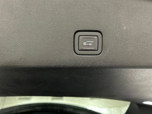 Used 2024 Cadillac XT6 Sport AWD/4WD image 36