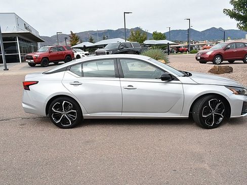 Certified 2023 Nissan Altima 2.5 SR image 11