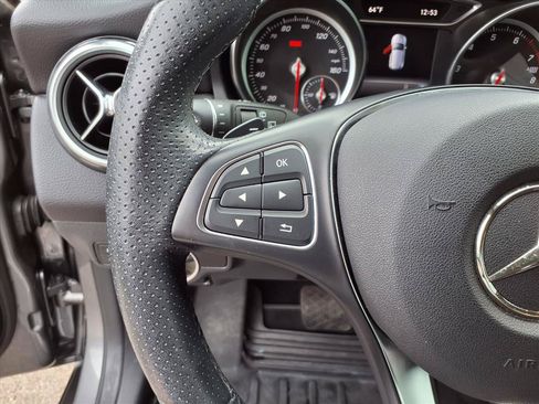 Certified 2020 Mercedes-Benz GLA 250 4MATIC image 16