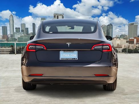 Used 2023 Tesla Model 3 Standard Range RWD image 5