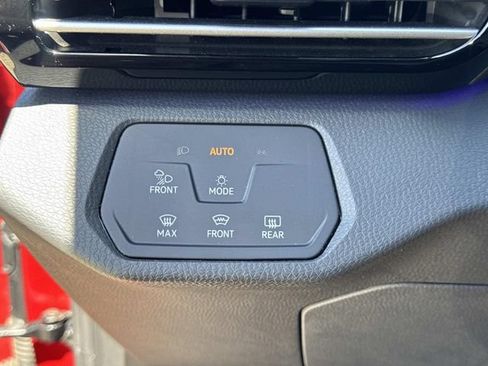 Used 2023 Volkswagen ID.4 Pro S AWD/4WD image 20