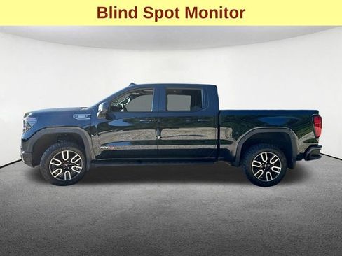 Used 2024 GMC Sierra 1500 AT4 w/ AT4 Premium Package AWD/4WD image 6