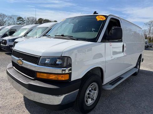 Used 2024 Chevrolet Express 2500 w/ Driver Convenience Package image 3