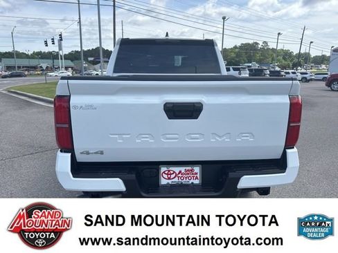 Used 2026 Toyota Tacoma SR5 AWD/4WD image 4