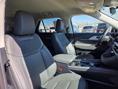 New 2026 Ford Explorer Active AWD/4WD image 34