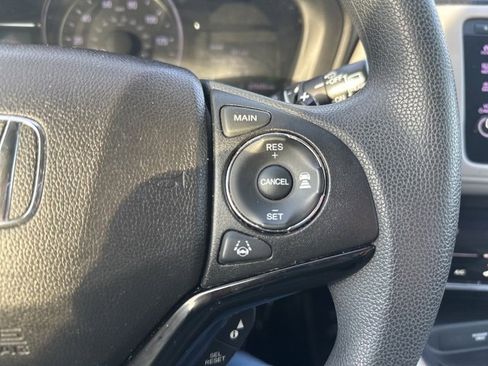 Used 2019 Honda HR-V EX image 22