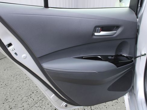 Used 2024 Toyota Corolla XSE image 40