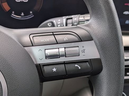 Used 2025 Hyundai Tucson SEL FWD image 42