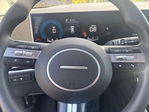 Used 2025 Hyundai Tucson SEL image 28