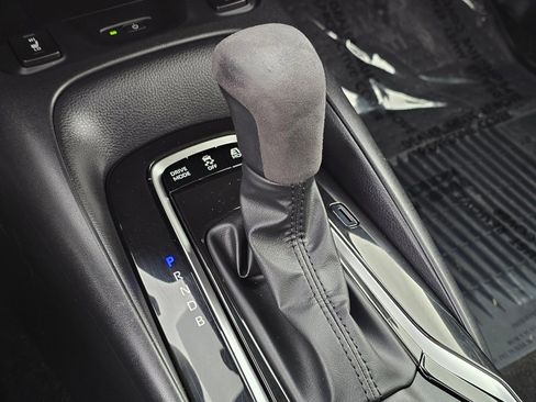 Used 2023 Toyota Corolla XLE image 12