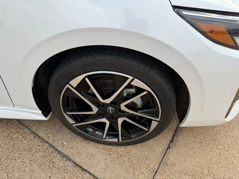 Certified 2024 Nissan Sentra SR image 14