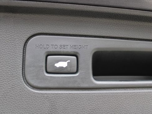 Used 2024 Honda Pilot EX-L image 31