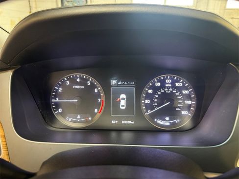 Used 2015 Hyundai Sonata Limited w/ Option Group 06 image 16