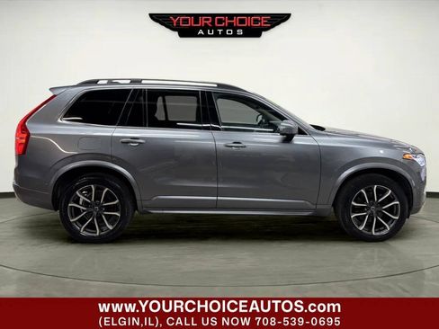 Used 2016 Volvo XC90 T6 Momentum w/ Momentum Plus Package AWD/4WD image 9