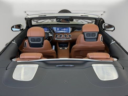 Used 2017 Mercedes-Benz S 550 Cabriolet image 29
