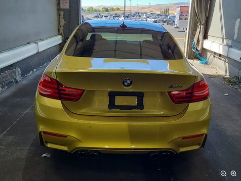 Used 2015 BMW M4 Coupe w/ Executive Package RWD image 6