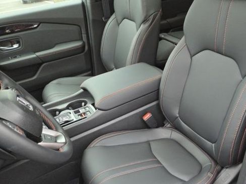 New 2026 Honda Pilot TrailSport image 26