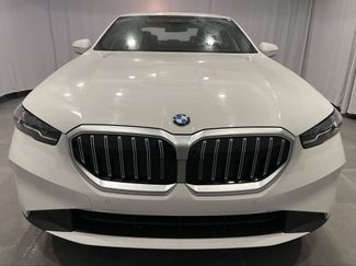 Used 2026 BMW 530i xDrive w/ Premium Package AWD/4WD video 2
