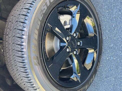 New 2025 Jeep Grand Cherokee L Altitude image 16