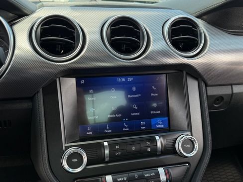 Used 2021 Ford Mustang GT RWD image 14