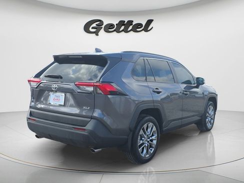 Used 2024 Toyota RAV4 XLE Premium FWD image 5