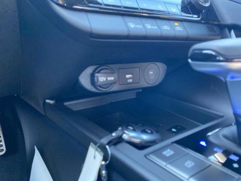 New 2026 Hyundai Elantra Sport FWD image 17