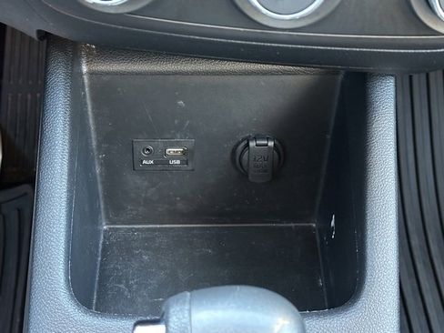 Used 2017 Kia Forte LX image 24