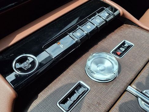 New 2026 Lincoln Navigator L Reserve AWD/4WD image 15