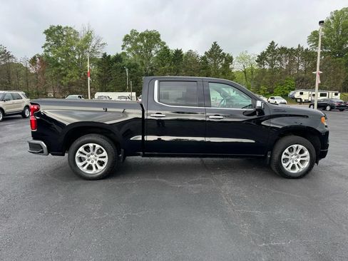 Used 2023 Chevrolet Silverado 1500 LTZ AWD/4WD image 5