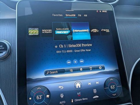 Used 2026 Mercedes-Benz GLC 300 image 11