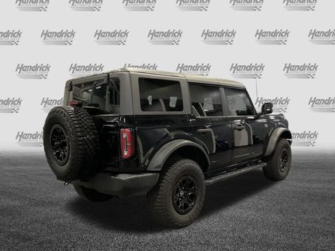 Used 2023 Ford Bronco Wildtrak image 10