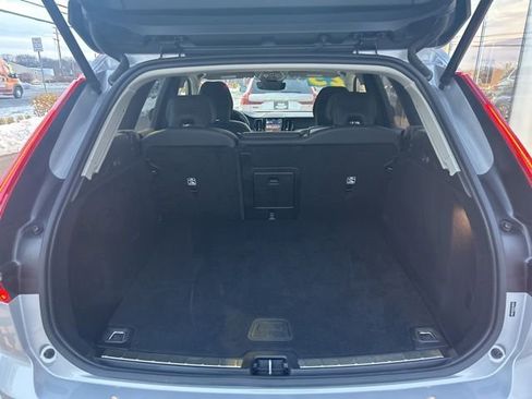 Certified 2025 Volvo XC60 B5 Plus image 11