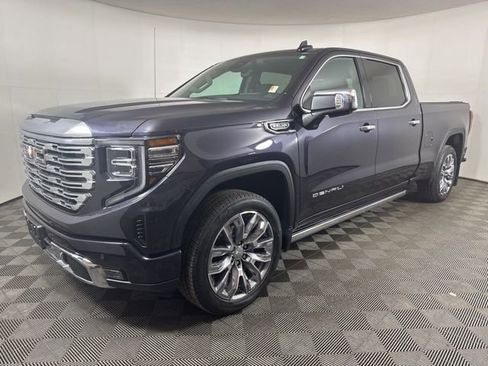 Used 2024 GMC Sierra 1500 Denali w/ Denali Reserve Package image 6