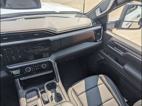 New 2026 GMC Sierra 2500 Denali AWD/4WD image 20
