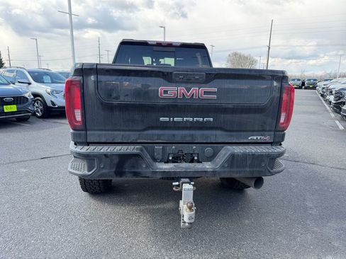 Used 2022 GMC Sierra 3500 AT4 w/ AT4 Premium Plus Package AWD/4WD image 3