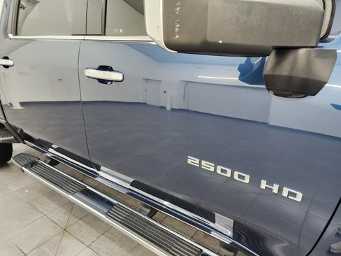 Used 2021 Chevrolet Silverado 2500 High Country w/ Z71 Off-Road Package image 25