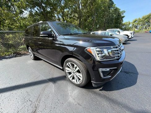 Used 2020 Ford Expedition Max Limited w/ Equipment Group 302A AWD/4WD image 4