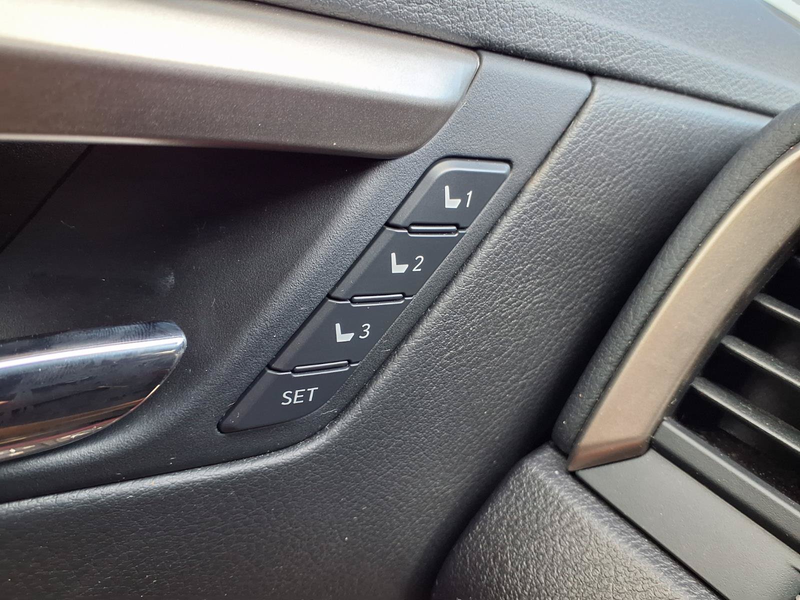 Used 2017 Lexus RX 350 F Sport w/ Accessory Package AWD/4WD image 23