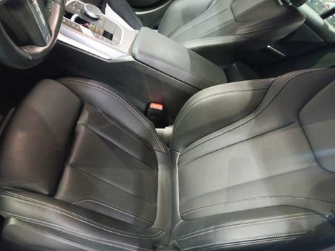 Certified 2024 BMW 330i xDrive Sedan w/ M Sport Package AWD/4WD image 6