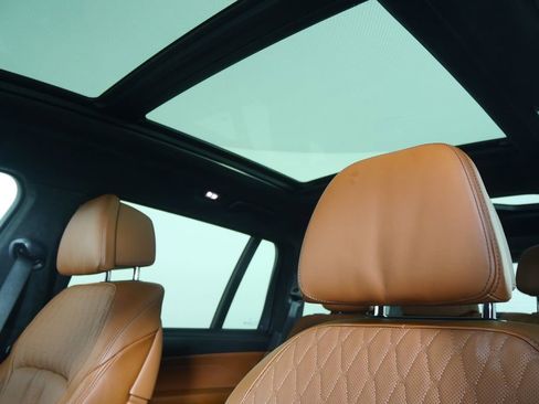 Certified 2025 BMW X7 M60i image 12